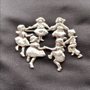 Adorable sterling brooch children playing design